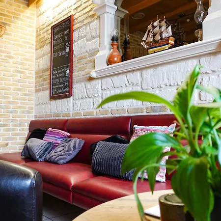 فندق - Restaurant Au Tonnelier 3*