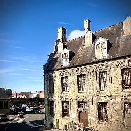- Restaurant Au Tonnelier 3*
