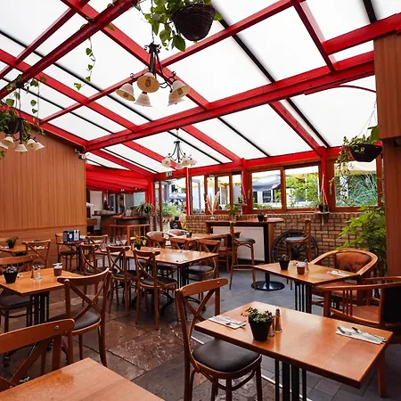 - Restaurant Au Tonnelier فندق 3*