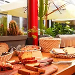 Hotel - Restaurant Au Tonnelier 3*