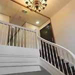- Restaurant Au Tonnelier Hotel