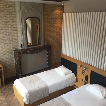 - Restaurant Au Tonnelier Hotel