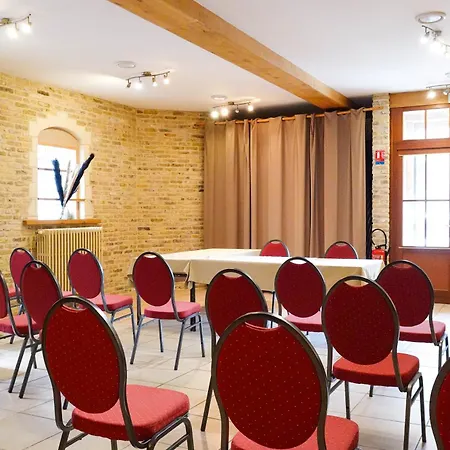 Au Tonnelier Hotel Bergues