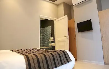 - Restaurant Au Tonnelier