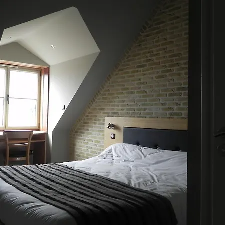 Hotel - Restaurant Au Tonnelier 3*