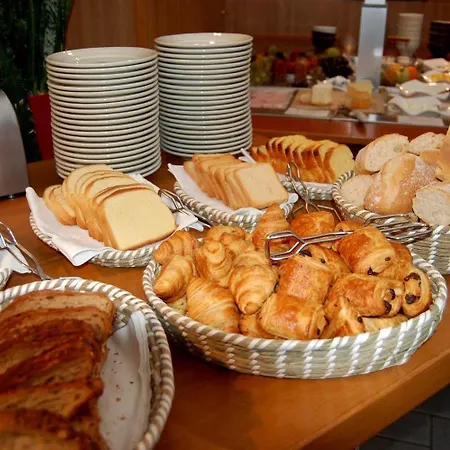 - Restaurant Au Tonnelier